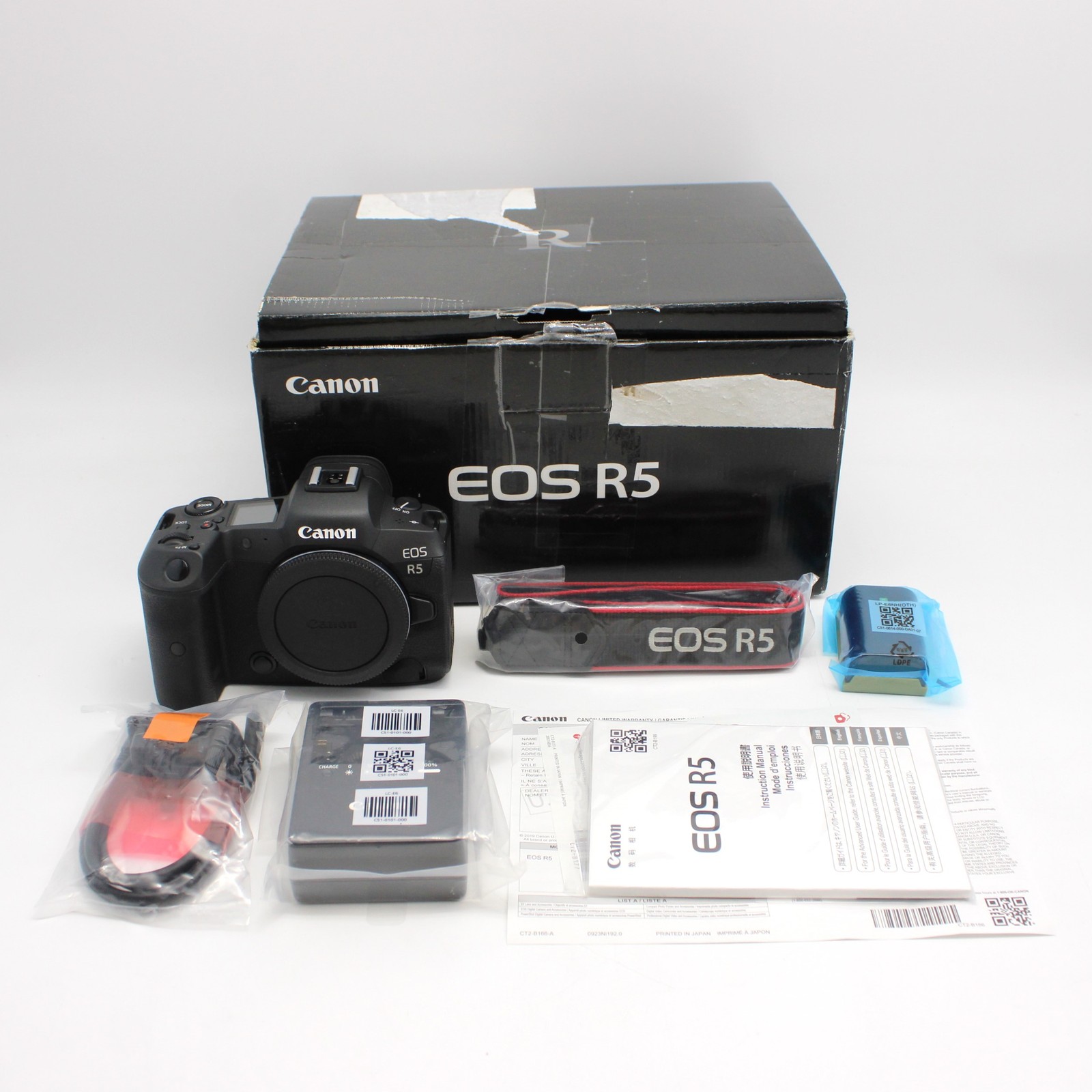 Canon EOS R5 45.0MP Mirrorless Digital Camera In Black W/ Accessories 4147C002