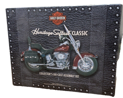 FRANKLIN MINT HARLEY DAVIDSON HERITAGE SOFTAIL CLASSIC 1:10 SCALE