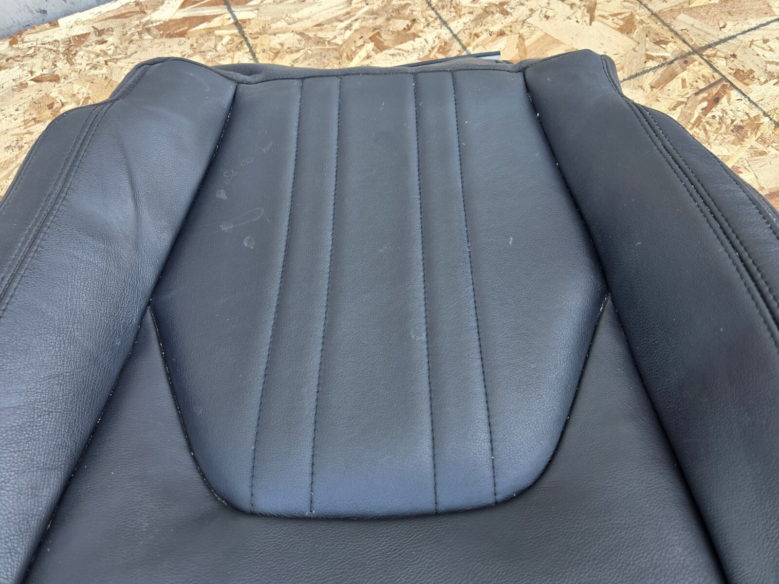 FRONT LEFT BOTTOM SEAT LEATHER CUSHION COVER OEM 40K 14-19 MASERATI GHIBLI S