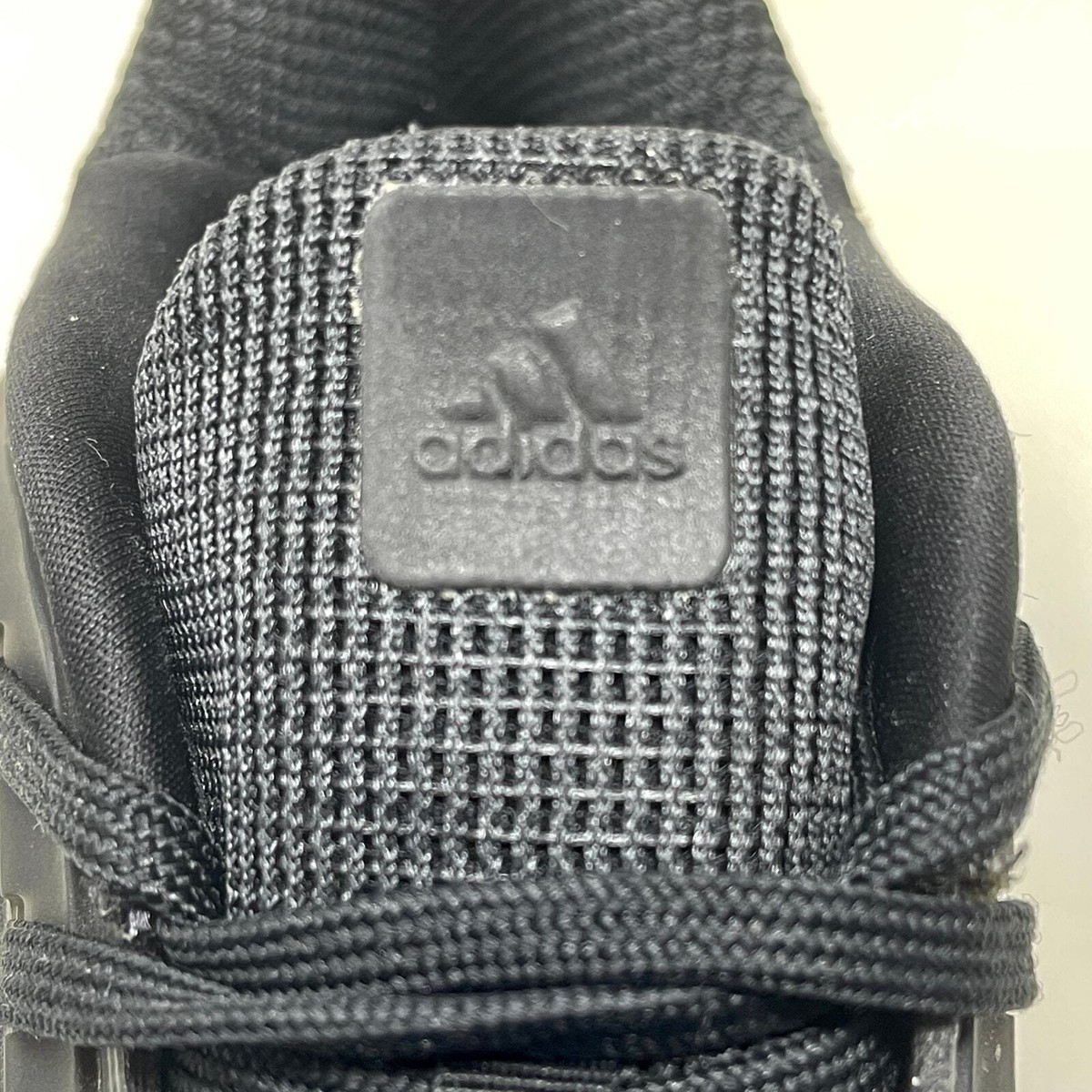 Adidas Ultraboost Shoes Men display picture 3