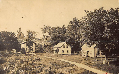 J3B87: THE PARK AT PROCTOR, VT: RPPC WITH APPROX. 1912 POSTMARK