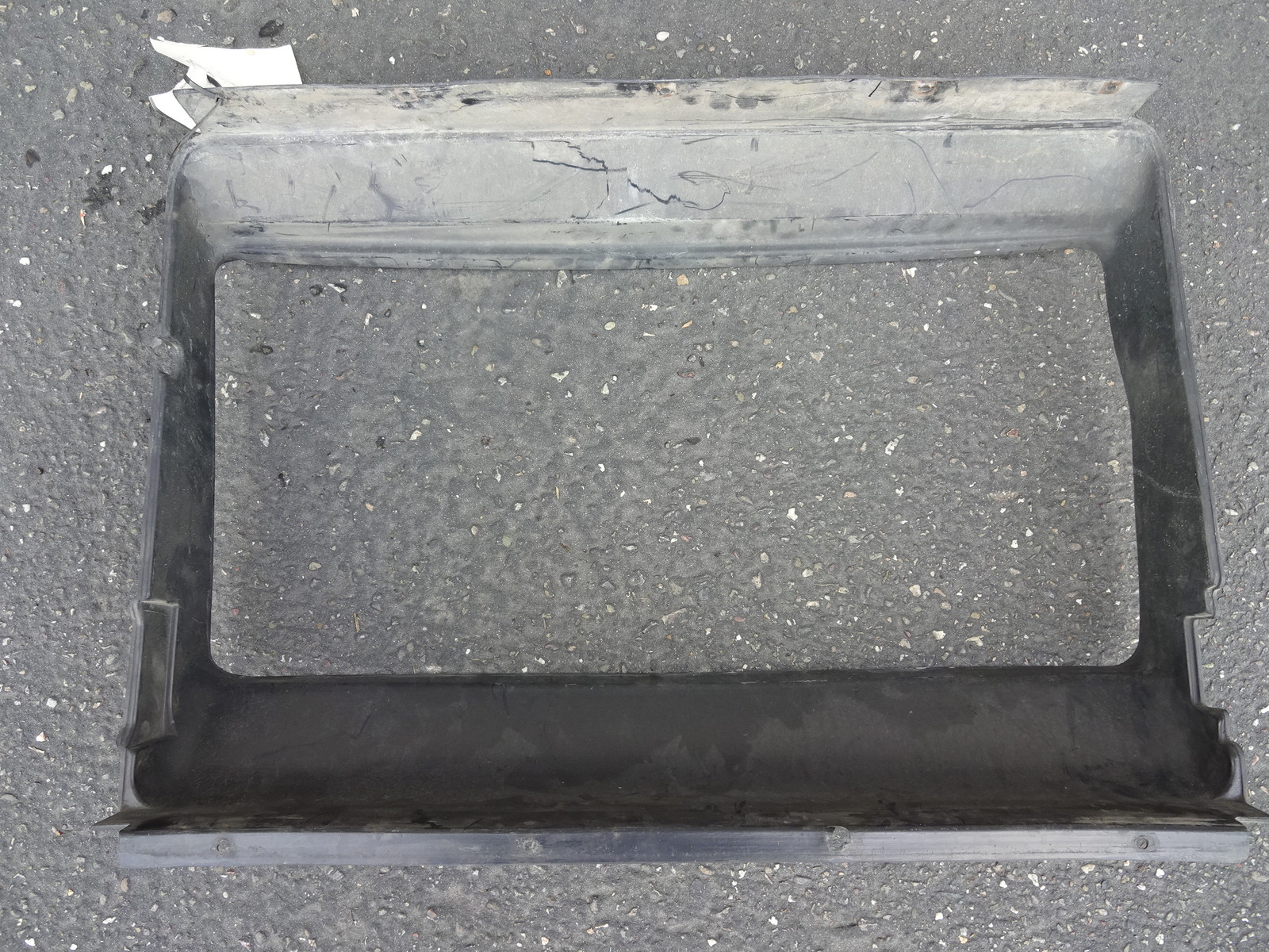 Maserati 4200 Coupe Spyder - Cooling Water Radiator Air Conveyor # 199897