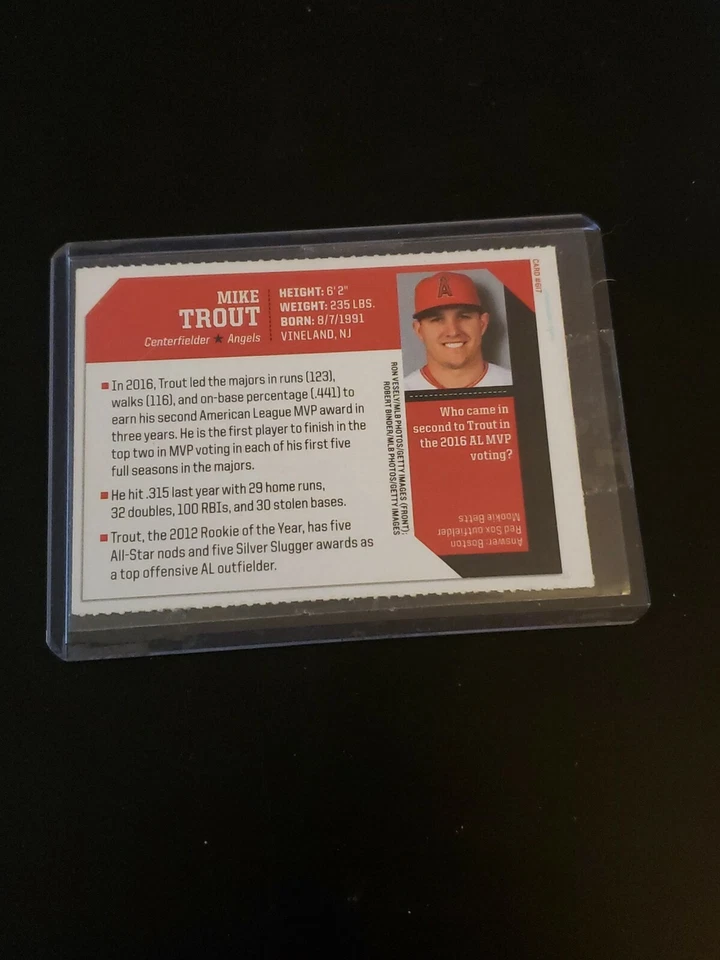 MIKE TROUT Los Angeles Angels 2017 Sports Illustrated for Kids #617 - Image 2 of 2