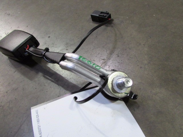 Maserati Granturismo, LH/RH, Left&Right Rear Seat Belt Receiver, Used 80087100