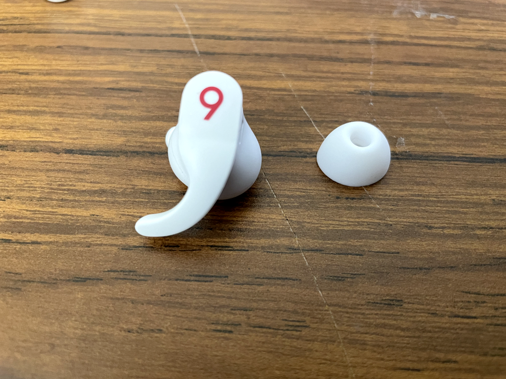 OEM Original Beats Fit Pro Wireless EARBUDS RIGHT SIDE - READ (U1WR)