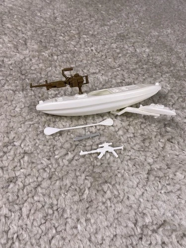 1989 GI JOE STALKER Accessories LOT KAYAK KNIFE Rifle Near Complete No Figure