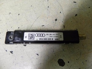 Antennenverstärker Audi A3 2013 8V4035225B