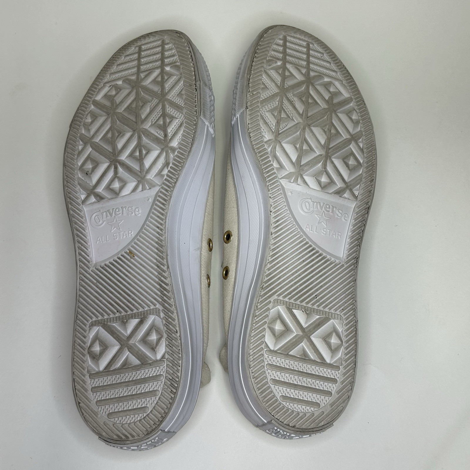 Converse Shoreline Chuck Taylor Beige Tan Gold Eyelets Women’s Size 11 thumbnail 12