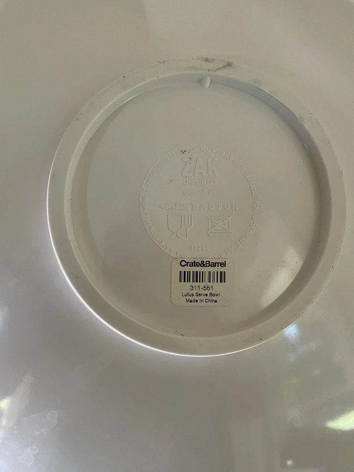 Set Of 5 Plates & Platter Crate& Barrel Melamine Neon Green by Melissa Easton - Image 4 of 4