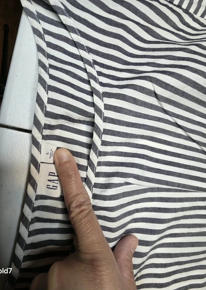 Gap женщин темно-синий и белый в полоску верхний со сборками кромки и манжеты Sz L - Изображение 3 из 4