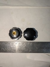 KNOB BLACK 1/4" DIA 1-1/3"