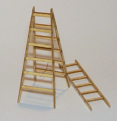 Plus Model 397 - 1:35 Lasercut Stehleitern