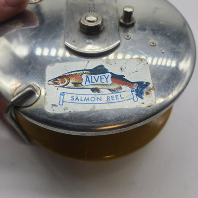 VINTAGE ALVEY AUSTRALIA 520 A52 Fiberglass Stainless Steel Salmon