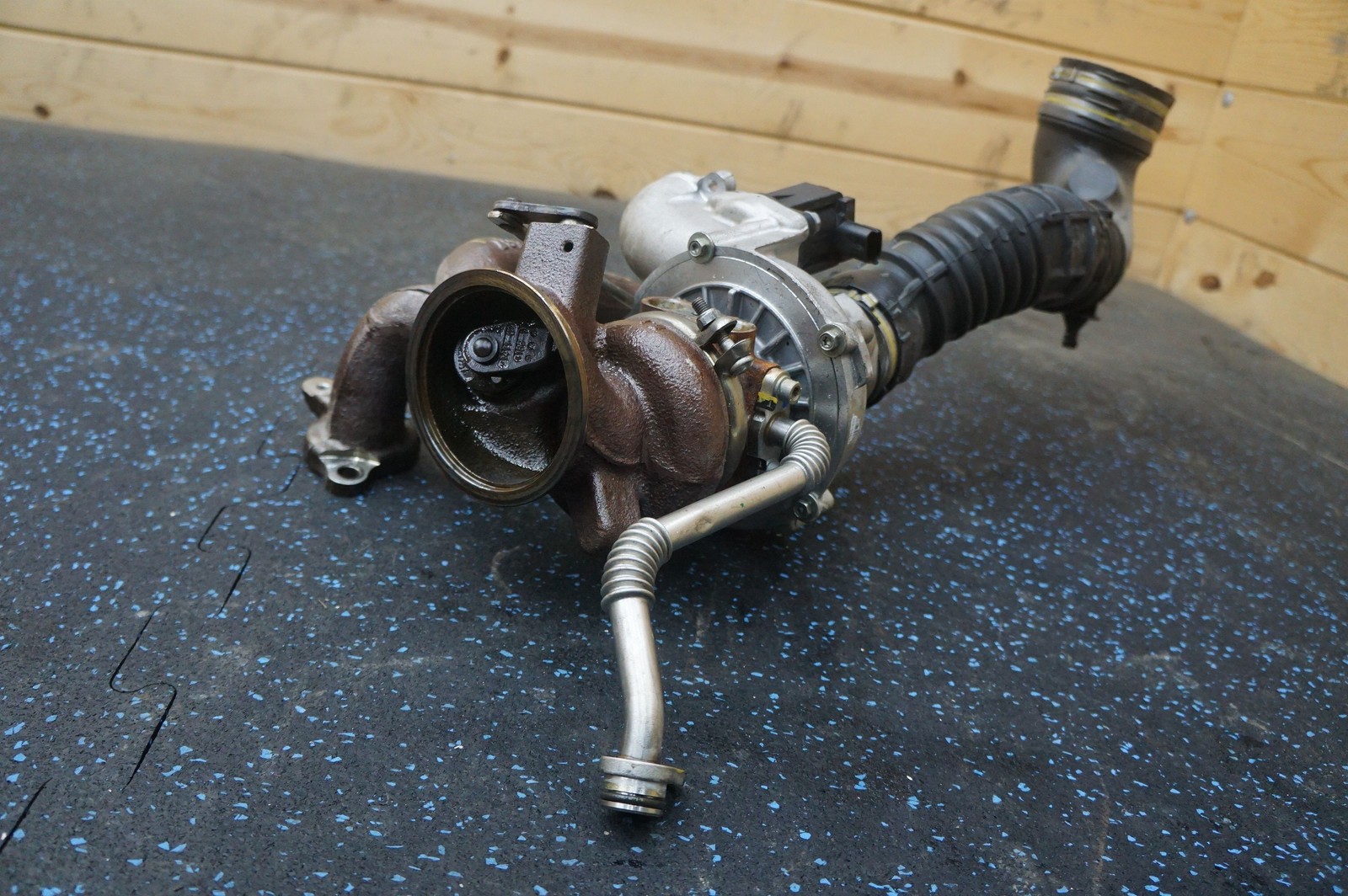 Front Left Driver Turbo Turbocharger OEM 673004078 Maserati Ghibli M157 2014-19