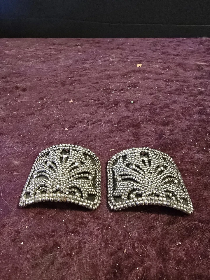 Par de clips de zapatos antiguos franceses de corte de acero estampados Francia Foto 4 de 4