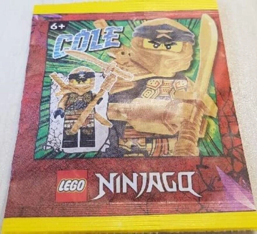LEGO Ninjago: Cole Crystalized Minifigure with Dual Gold Weapons 892295 - Image 3 of 4