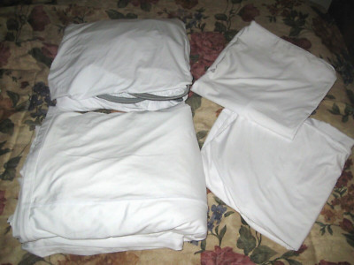 Sheex Performance Fabric Sheet Set (Flat, Fitted& 2 pillowcases) KING SIZE WHITE