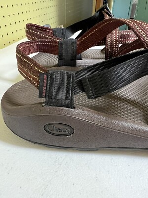 CHACO Z2 Classic Sport Mens Size 11 Brown Outdoor Trail  display picture 3