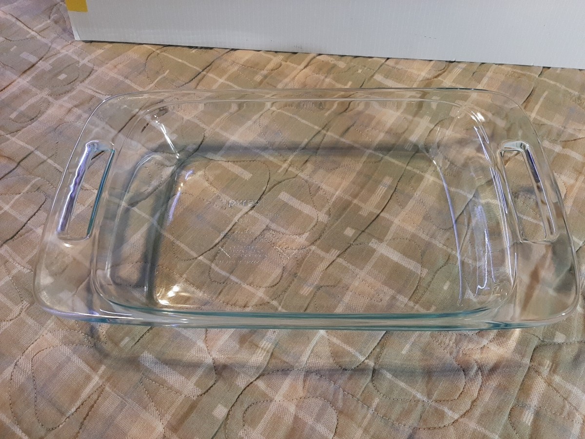 【used】パイレックス ベイキングディッシュ PYREX Easy Grab Glass Casserole Baking Dish 7x11