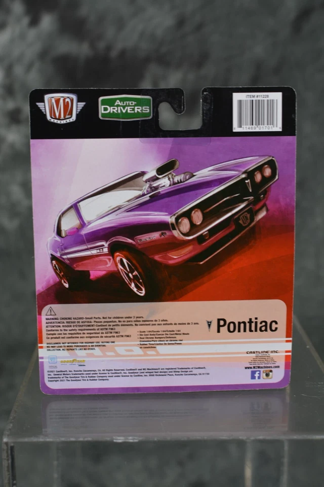 M2 Machines 1:64 Scale Auto Drivers Drags 1968 Pontiac Firebird 400 H.O. Purple - Image 2 of 2