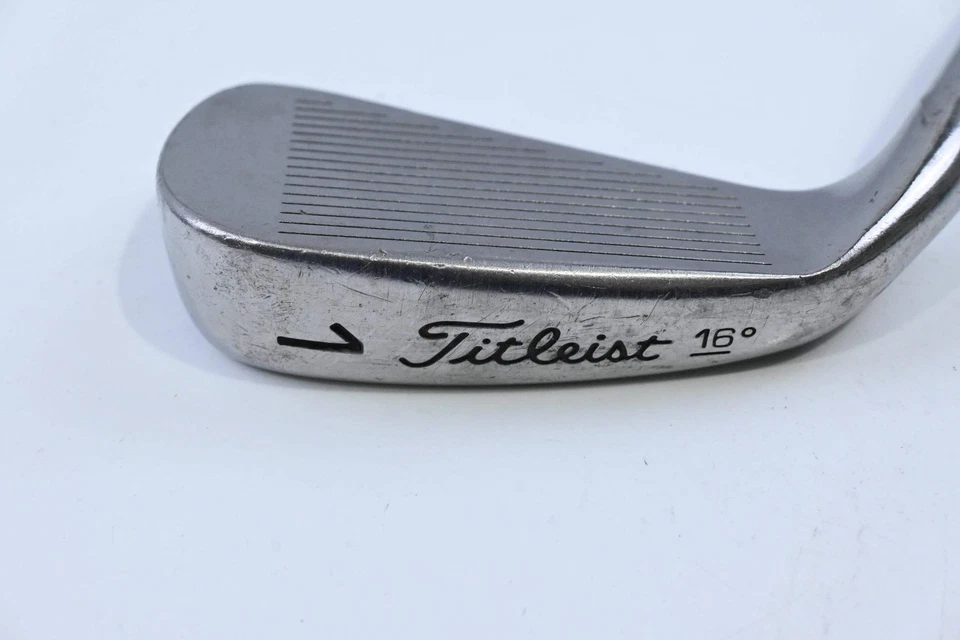 Titleist DCI Black #1 Iron / 16 Degree / Stiff Flex Dynamic Gold S300 Shaft - Image 3 of 4