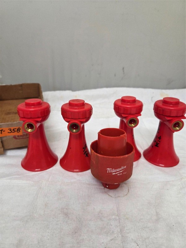 Milwaukee Air Tip Attachments Lot 5 Red Vacuum Nozzle Shop Vac Tools LOT-358