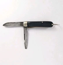 Vintage Queen USA 2-3/8" Blade Electrician's Pocket Knife Black Handle 2 Blades
