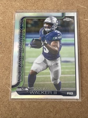 2025 Topps Chrome Football - Kenneth Walker III Refractor Seattle Seahawks