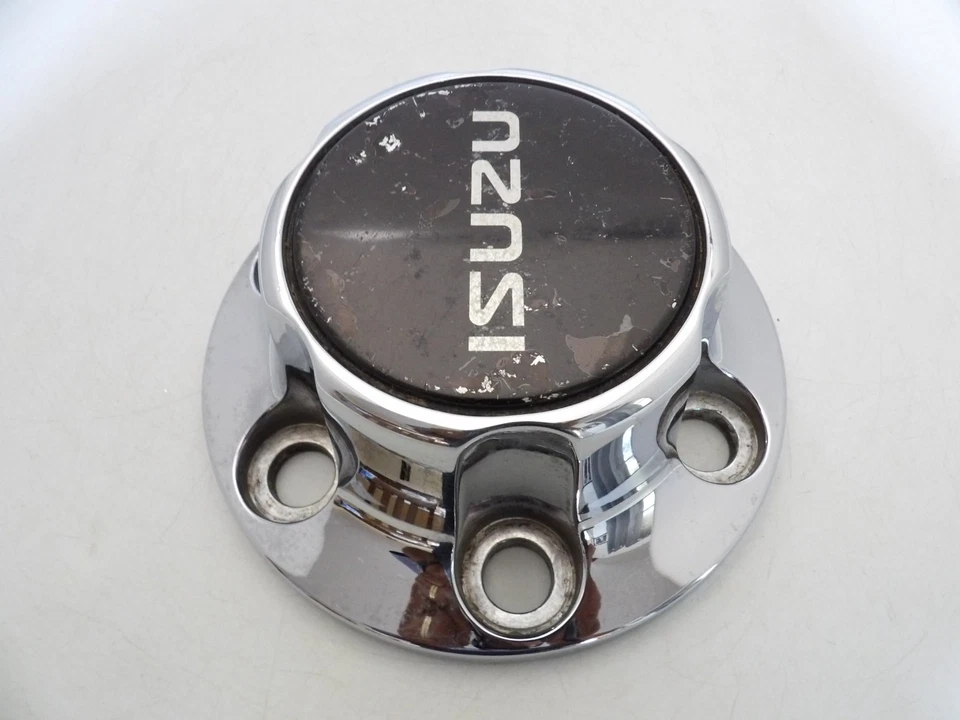 1998 - 1999 ISUZU AMIGO RODEO TROOPER chrome wheel center cap OEM #906080 - Image 4 of 4