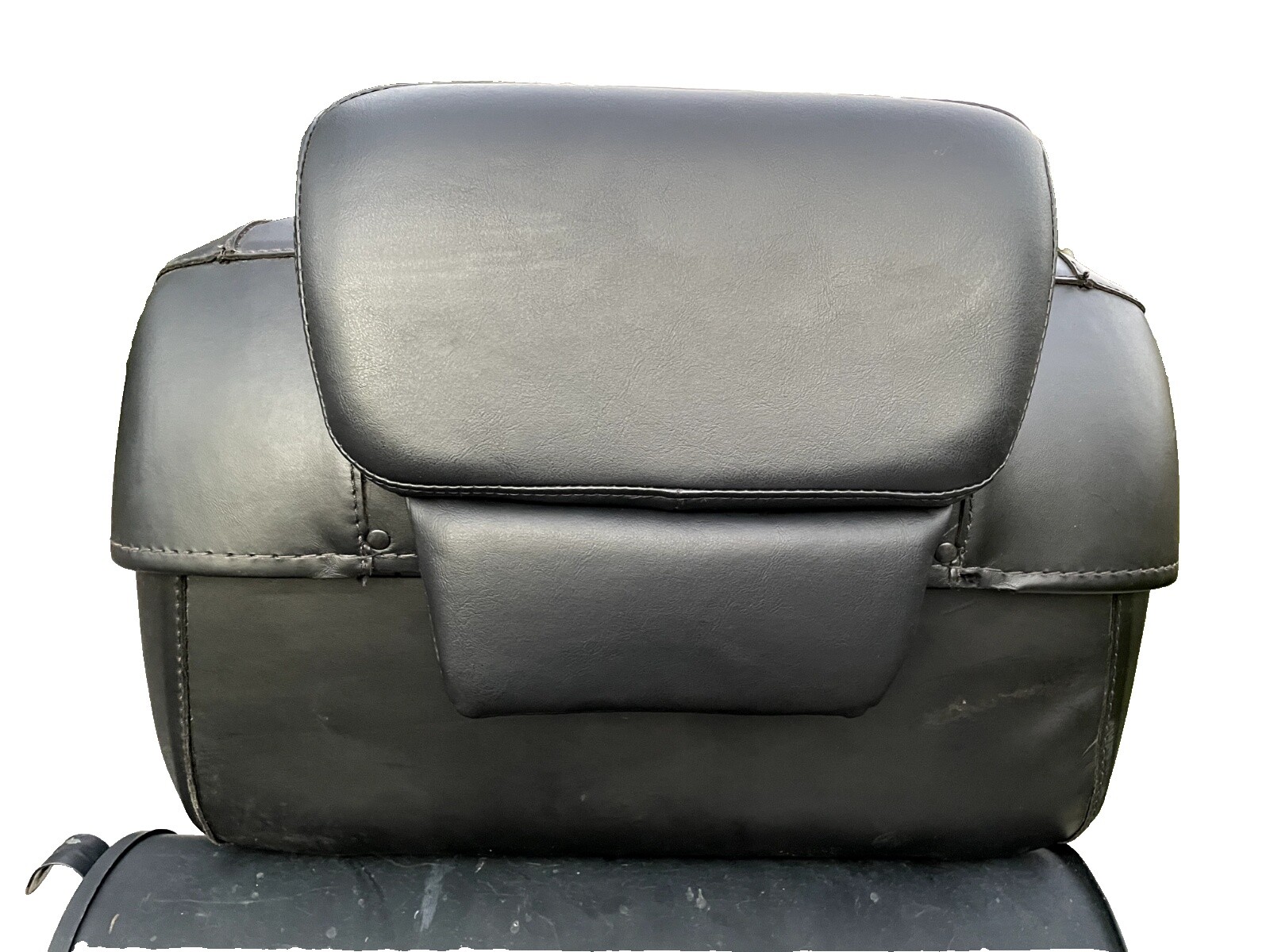 Motorcycle Trunk Leather Tour Pack For Heritage Softail Harley-Davidson®  Heritage Leather Touring Bag Studded, image size:1600x1200