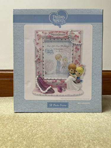 Precious Moments Wedding Photo Frame 7” x 5” new and unused