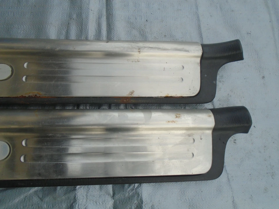 马自达 Miata 99-05 原始设备制造商门窗板 铬 黑色 MX-5 — 第 4/4 张图片