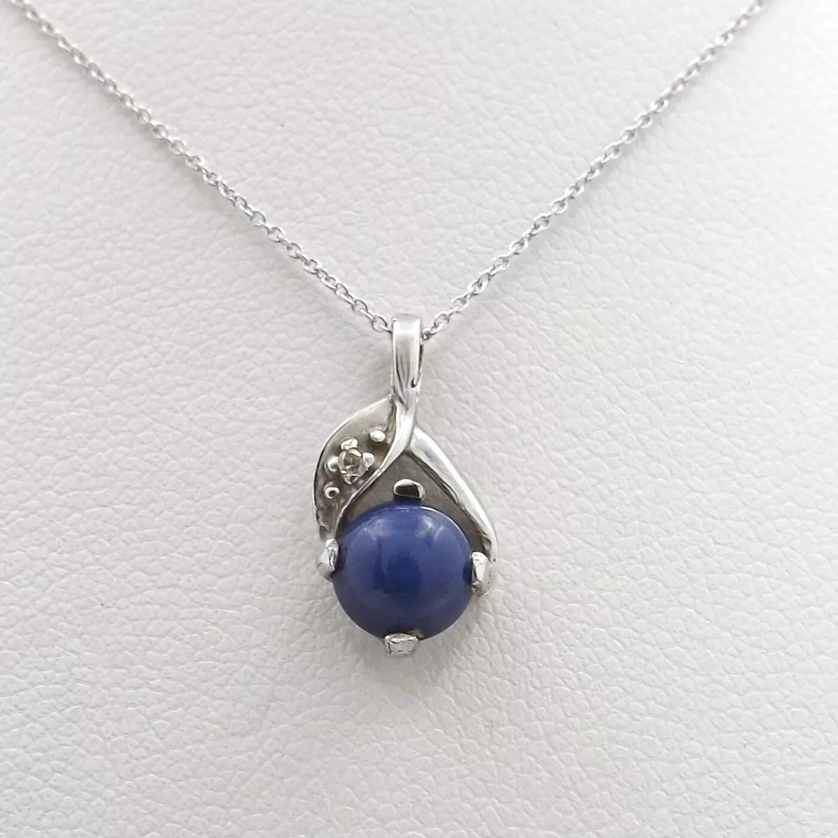 Star sapphire necklace white gold sale