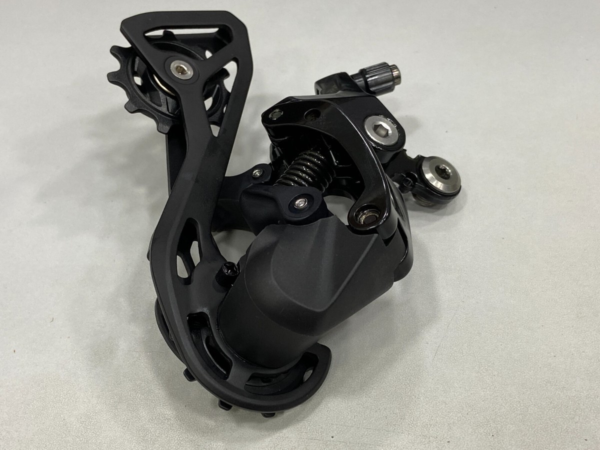 Shimano 105 RD-R7100 12Speed Mechanical Road Rear Derailleur Shimano 105 RD-R7100 12Speed Mechanical Road Rear Derailleur