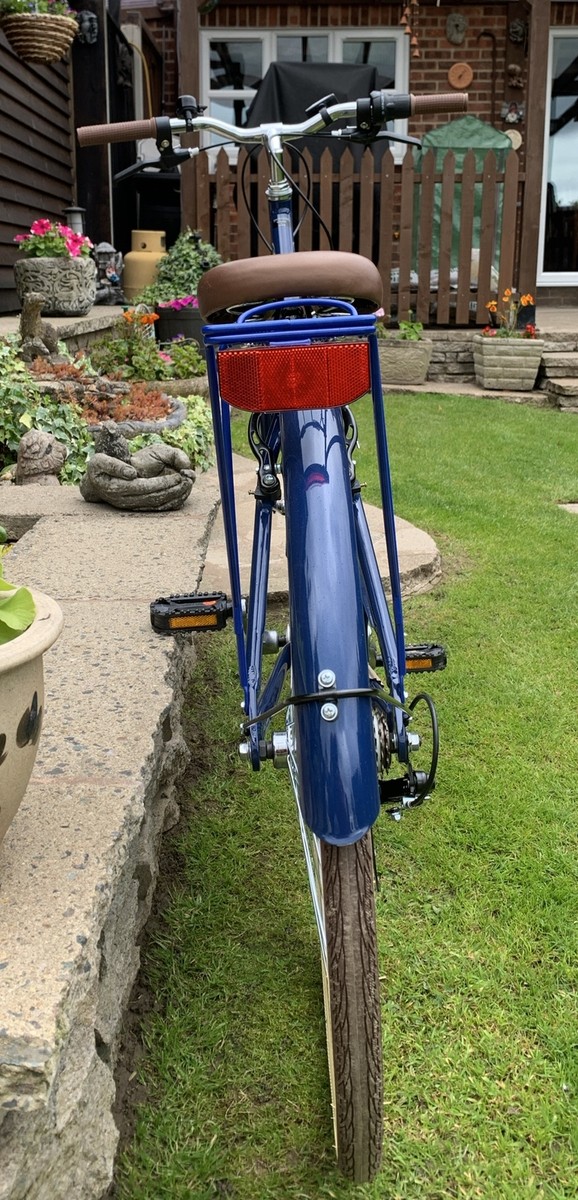 Women’s Cross Countess 700c Wheel Size Hybrid Bike 17 Inch - Main Image