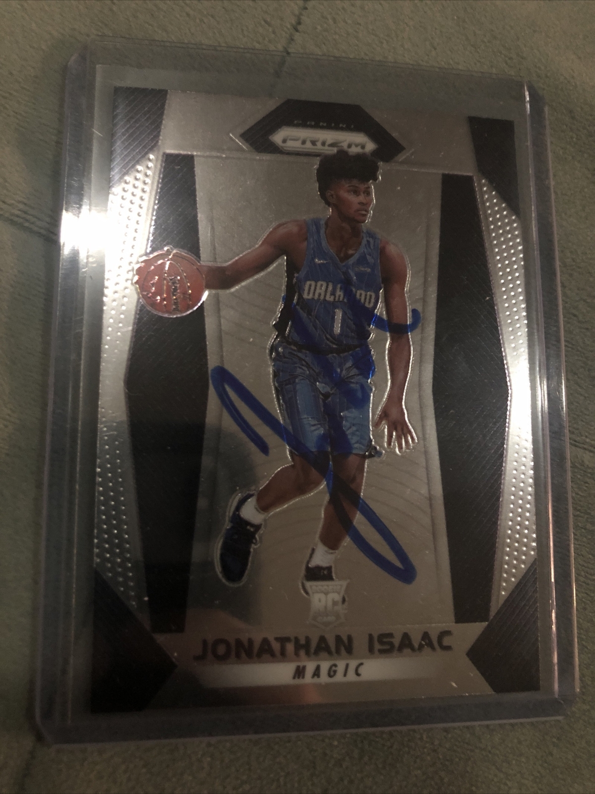2017-18 Panini Prizm On Card Auto Jonathan Isaac #73 Rookie Auto RC In Person