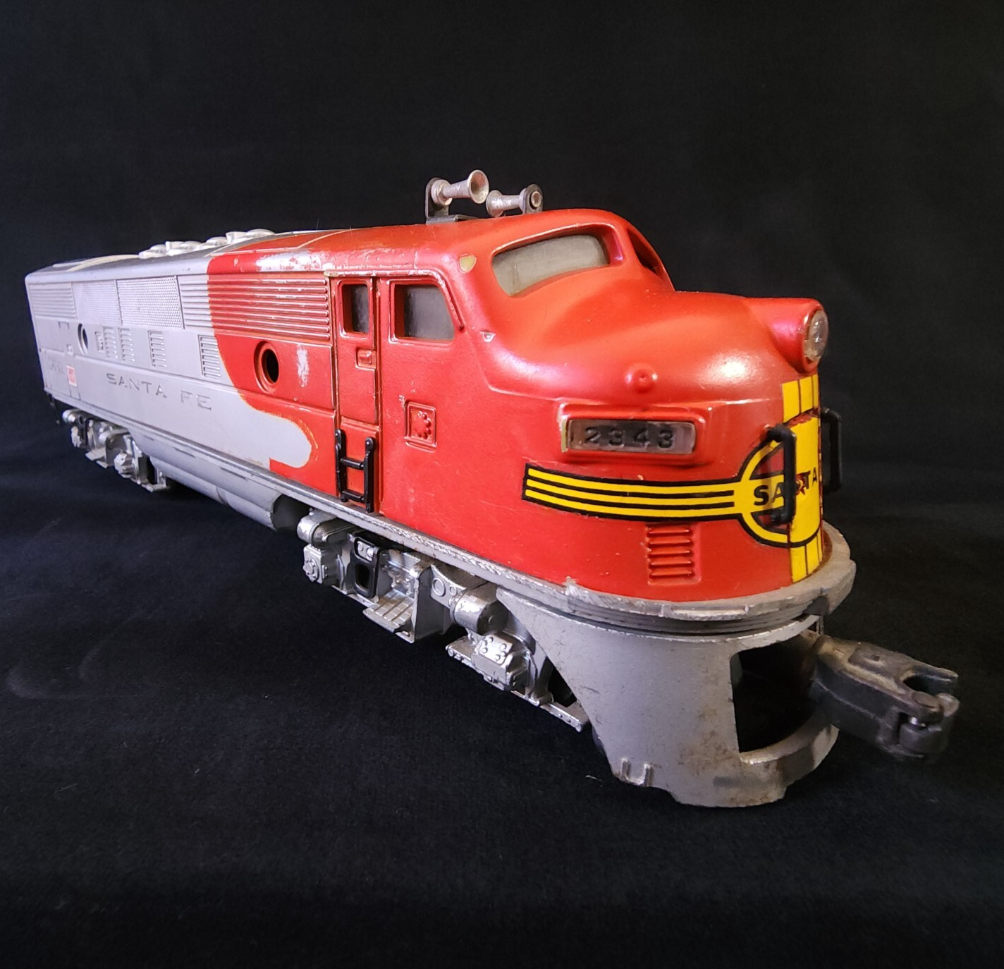 Lionel 2343 Vintage O Scale Santa Fe F3 A Diesel Locomotive Train 2333-20