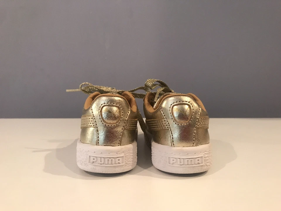 PUMA SUEDE INFANT 50TH GOLD ANNIVERSARY UNISEX SIZE US 10C - Image 2 of 4