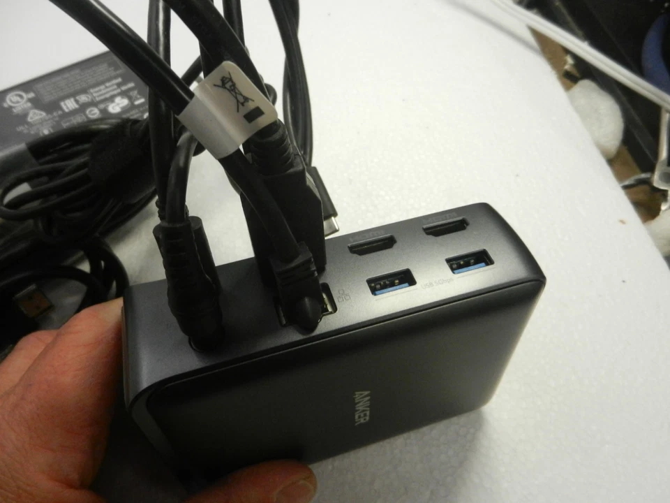 Док-станция Anker PowerExpand 13 в 1 USB-C с адаптером переменного тока и кабелем USB-C A8392 - Изображение 3 из 3