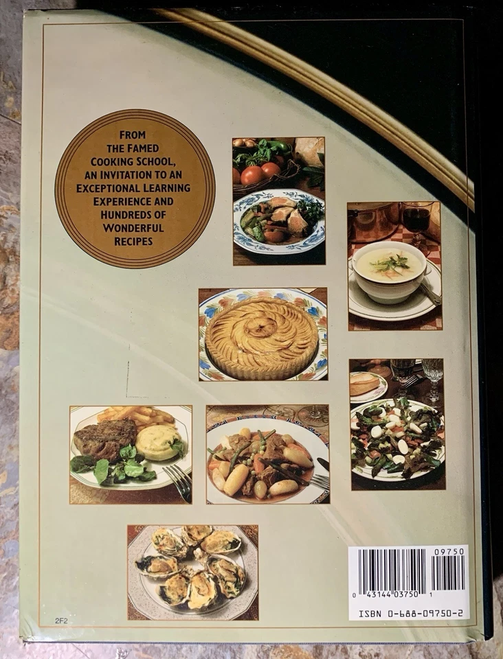 Vintage 1991 1ST EDITION "Le Cordon Bleu At Home" Paris French Cuisine Cookbook - Image 2 of 4