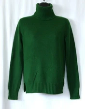 LORO PIANA Green Baby Cashmere TrtlNck Swtr 33 In Chst 23 In Lng Sz 38 IT EXC