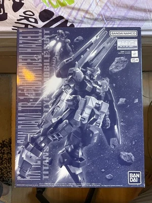 Premium Bandai Mg 1/100 Gundam TR-1 Advanced Hazel - Image 1 of 4