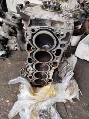 Volvo XC70 2013 Benzin 1kW Motorblock RF6G9N6015AD AID16936