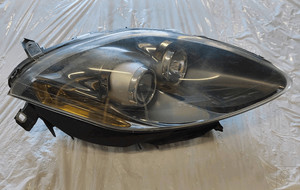 51816980 Projektor Rechts FIAT CROMA (2T) 2.4 Mjt 20V Must aut. SW 5p/d/2387cc