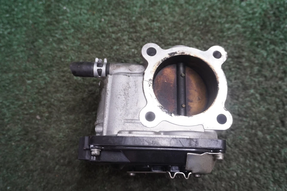 2009 2010 2011 MITSUBISHI Galant 2.4L THROTTLE BODY OEM 93K Miles 141846 - Image 2 of 4