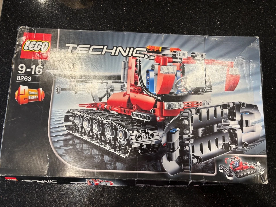 LEGO Technic 8263 Snow Groomer, photo 4 of 5