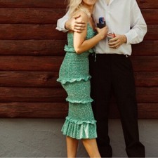 Alice Elle Tiered Ruffle Smocked Green Print Midi Dress 10