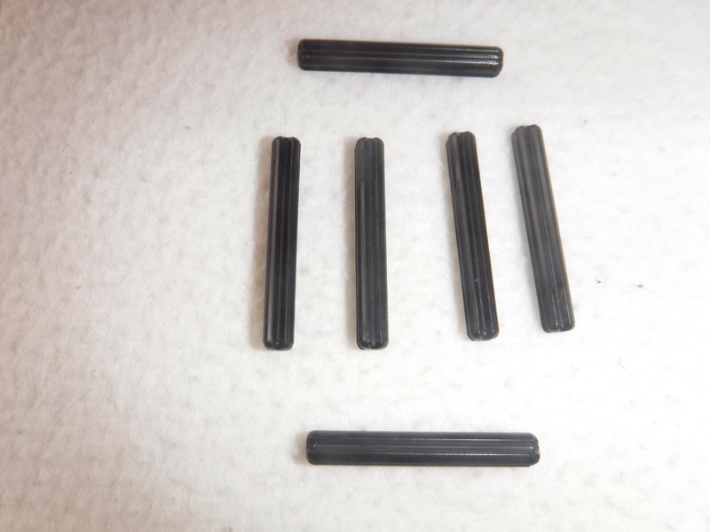 6 x NEW LEGO TECHNIC AXLE 4 PART No : 370526 BLACK