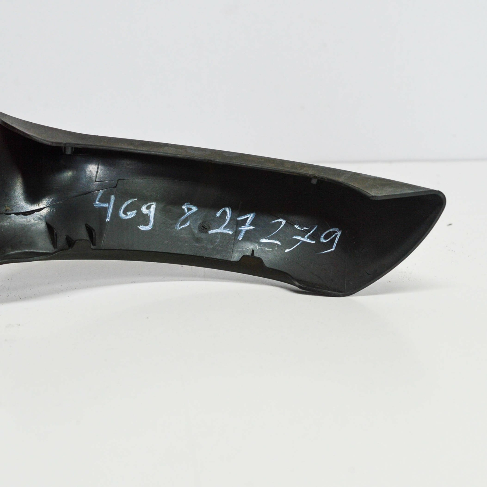 Audi A6 C7 2013 BOOTLID Hinge Cover 4G9827279 2938358 for sale 15クラウンリアピースストレート加工品