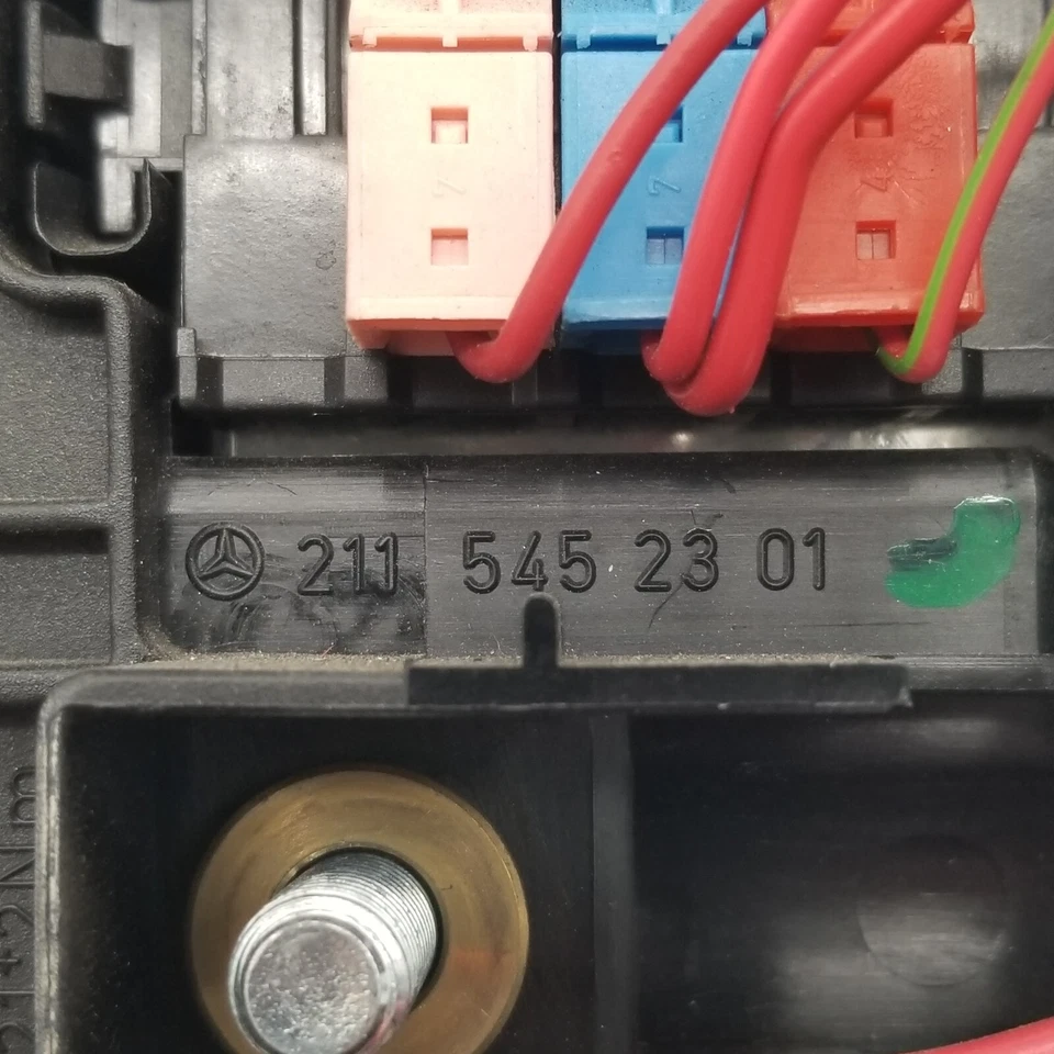 Mercedes Benz CLS500 2006 2007 2008 caja de conexiones relé de fusibles 2115452301 Foto 2 de 4